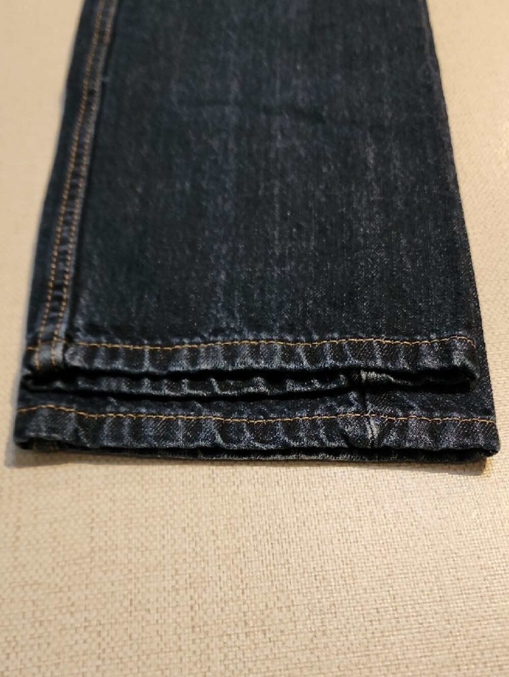 Levi's Men’s Dark Indigo Straight Leg Jeans - Picture 2 of 6